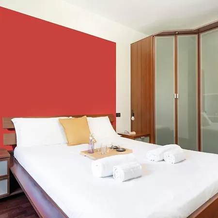 Easylife - - Bellinzona 76 - Di * Como